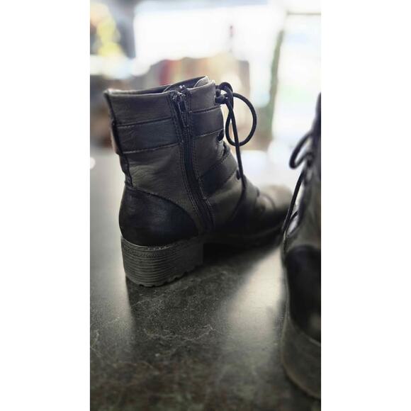BOC Born Concept Black Buckle Combat Boots Side Zip 8.5M - Picture 3 of 7